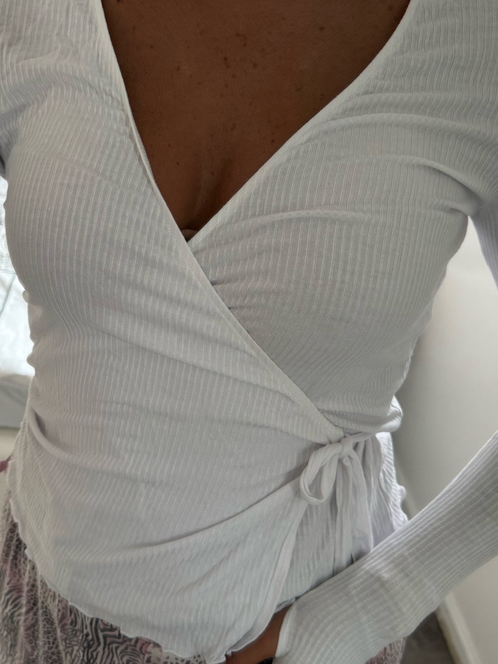 Only hearts wrap top